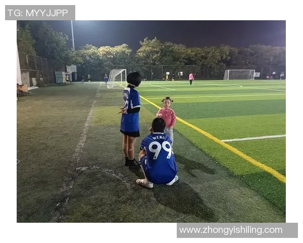 足球明星欢聚一堂共庆新春佳节精彩视频回顾与祝福分享